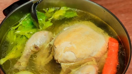 Dziś rzadko dodajemy tę roślinę do rosołu - wiele na tym tracimy