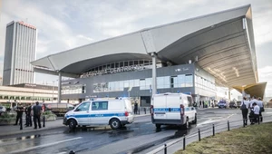Pobicie przed dworcem Warszawa Centralna (Zdj. ilustracyjne)