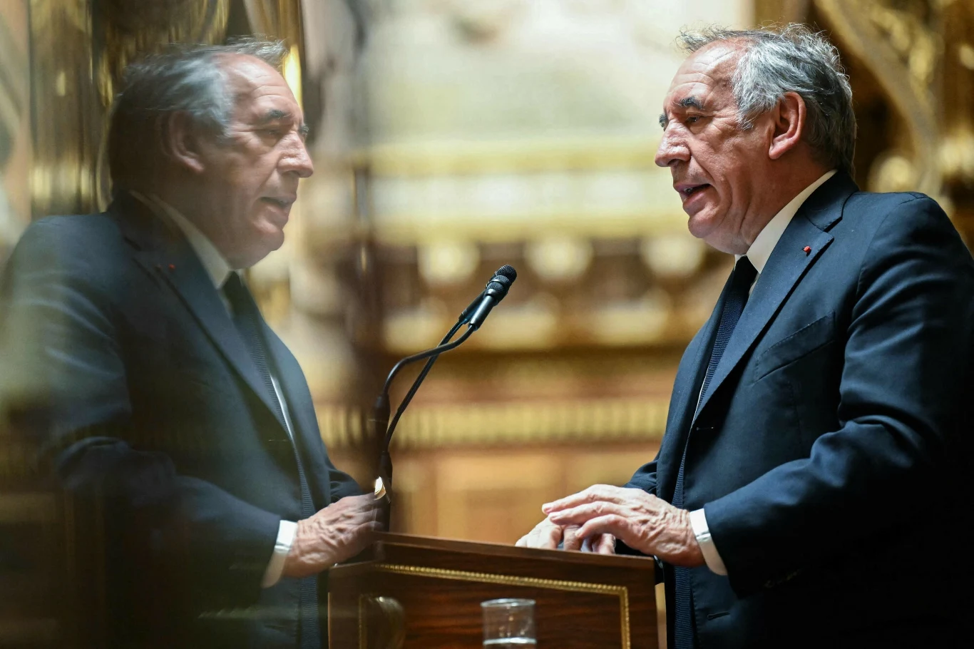 Frandois Bayrou, premier Francji. Frandois Bayrou, premier Francji.