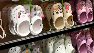 Seria Animal Crossing na całym świecie ma wielu oddanych fanów. Kolekcja Crocsów prawdopodobnie długo nie będzie dostępna w ofercie