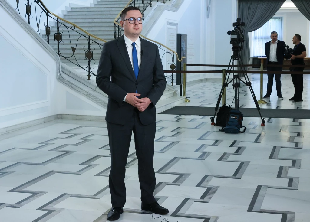 Na czele nowego ministerstwa energii stanął Miłosz Motyka z PSL