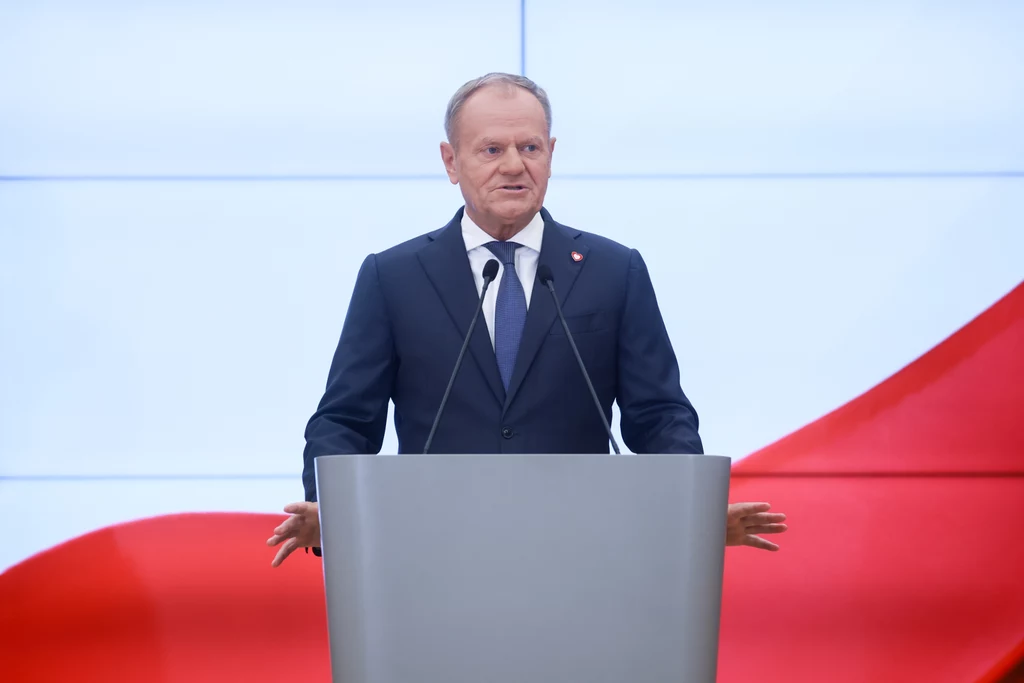 Premier RP Donald Tusk podczas rekonstrukcji rządu nawiązał do trwającego wyścigu Tour de France Premier RP Donald Tusk podczas rekonstrukcji rządu nawiązał do trwającego wyścigu Tour de France