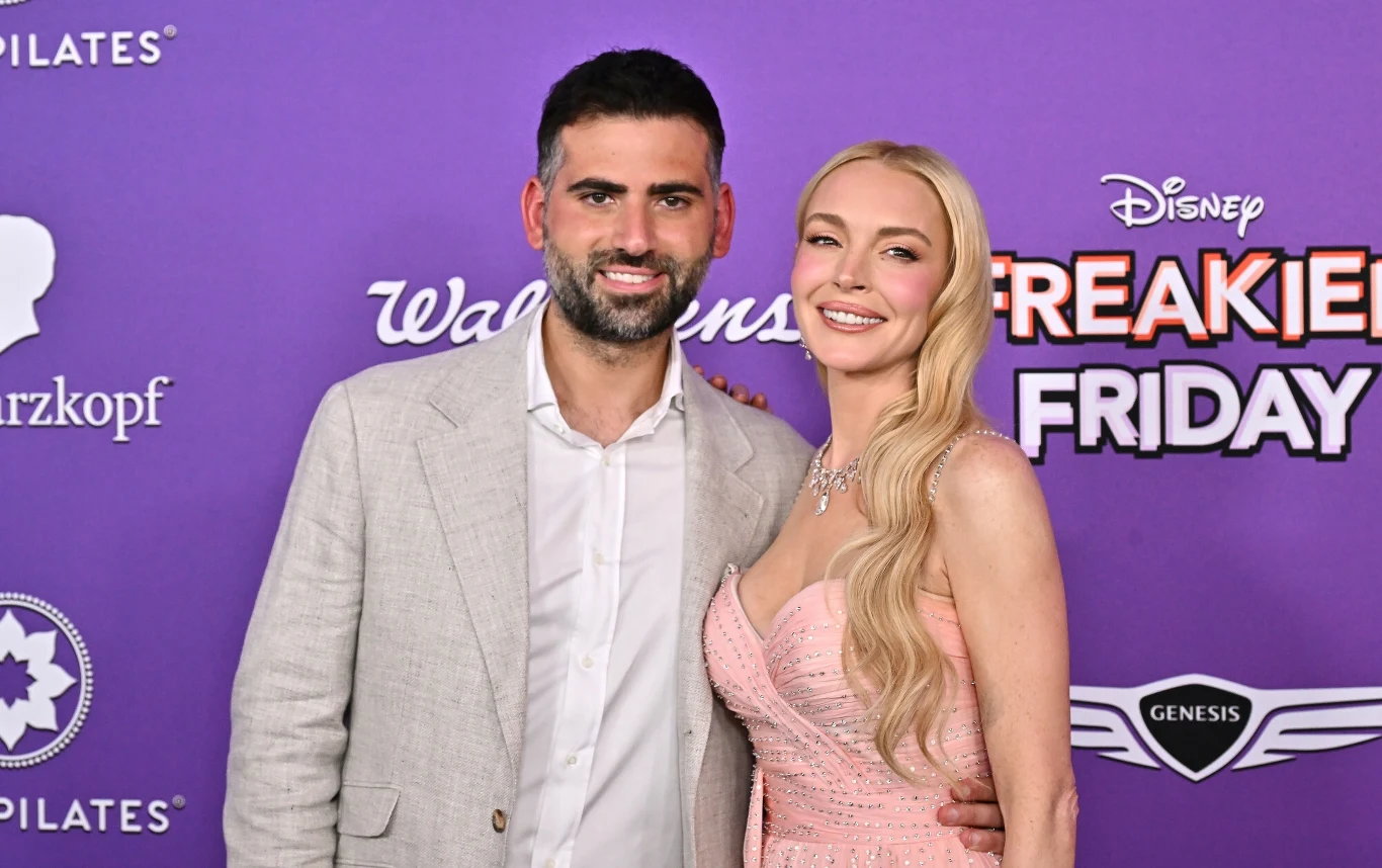 Lindsay Lohan z mężem na premierze filmu "Zakręcony piątek 2" Lindsay Lohan z mężem na premierze filmu "Zakręcony piątek 2"