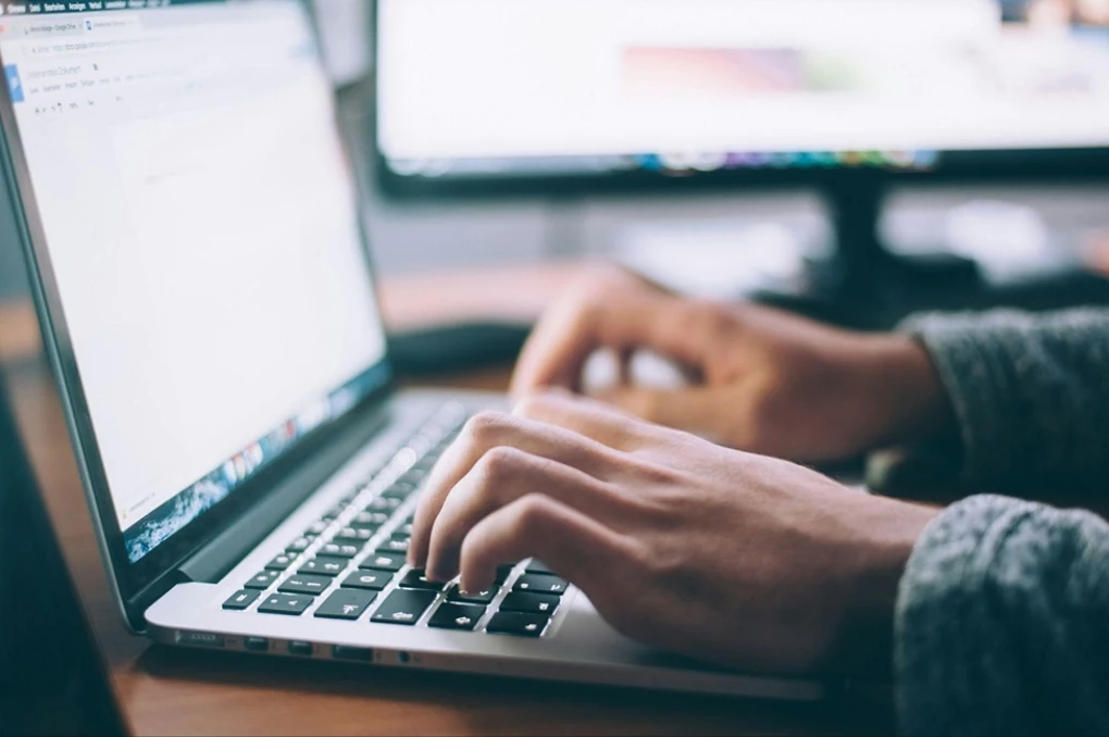 Scal PDF szybko i bez problemów online