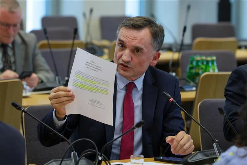 Zbigniew Ziobro na komisji regulaminowej Zbigniew Ziobro na komisji regulaminowej
