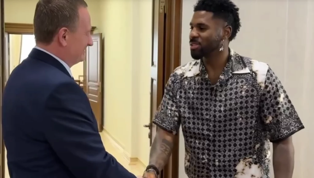 Jason Derulo z wizytą w Mińsku Jason Derulo z wizytą w Mińsku