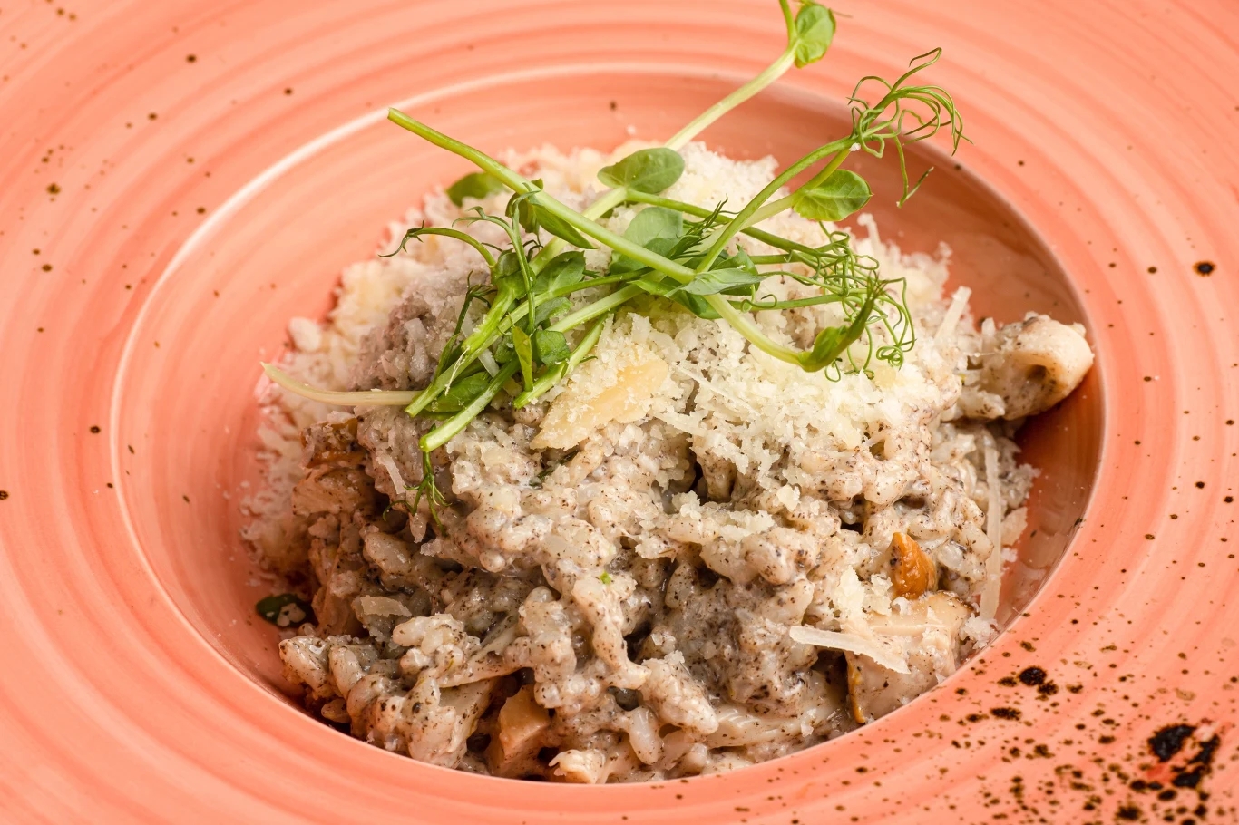 Kremowe i gęste risotto jak od Włocha. Zrób je z grzybami leśnymi, póki trwa sezon.