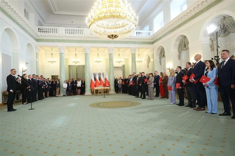 Zaprzysiężenie nowych ministrów w Pałacu Prezydenckim