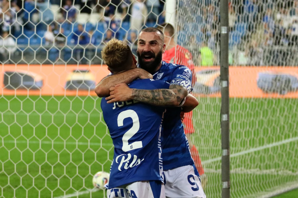 Mikael Ishak długo na to czekał. Napastnik Lecha Poznań z hat-trickiem Mikael Ishak długo na to czekał. Napastnik Lecha Poznań z hat-trickiem