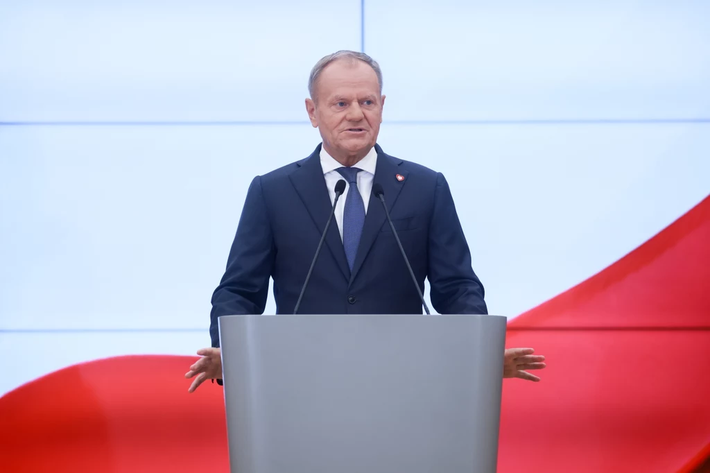Premier: od najbliższego posiedzenia Sejmu żaden z ministrów nie może głosować inaczej wobec projektów rządowych niż postanowiliśmy wspólnie jako rząd Premier: od najbliższego posiedzenia Sejmu żaden z ministrów nie może głosować inaczej wobec projektów rządowych niż postanowiliśmy wspólnie jako rząd