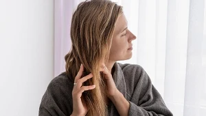 Gładka tafla zamiast potarganego puchu. Piękny efekt bez wizyty w salonie