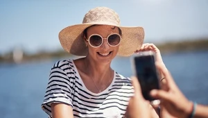 Najlepszy wakacyjny detoks dla mózgu. Wyłącz telefon, a skutki cię zaskoczą