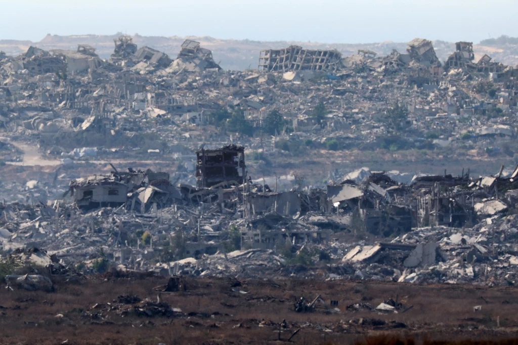 Izrael zapowiada przerwy humanitarne i zrzuty żywności w Strefie Gazy