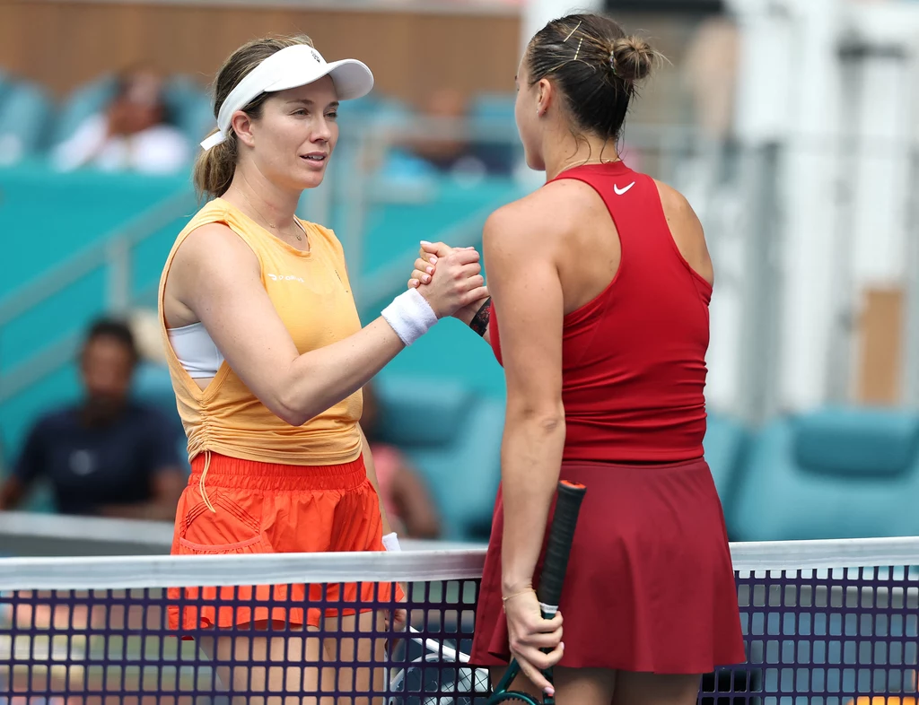 Danielle Collins (przodem) zagra w Montrealu z turniejową jedynką - to jest Coco Gauff. Po raz pierwszy w karierze
