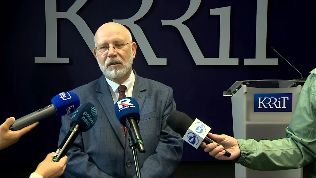Konferencja prasowa szefa KRRiT Macieja Świrskiego
