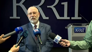 Doniesienia mediów o wejściu policji do siedziby KRRiT. Jest reakcja służb
