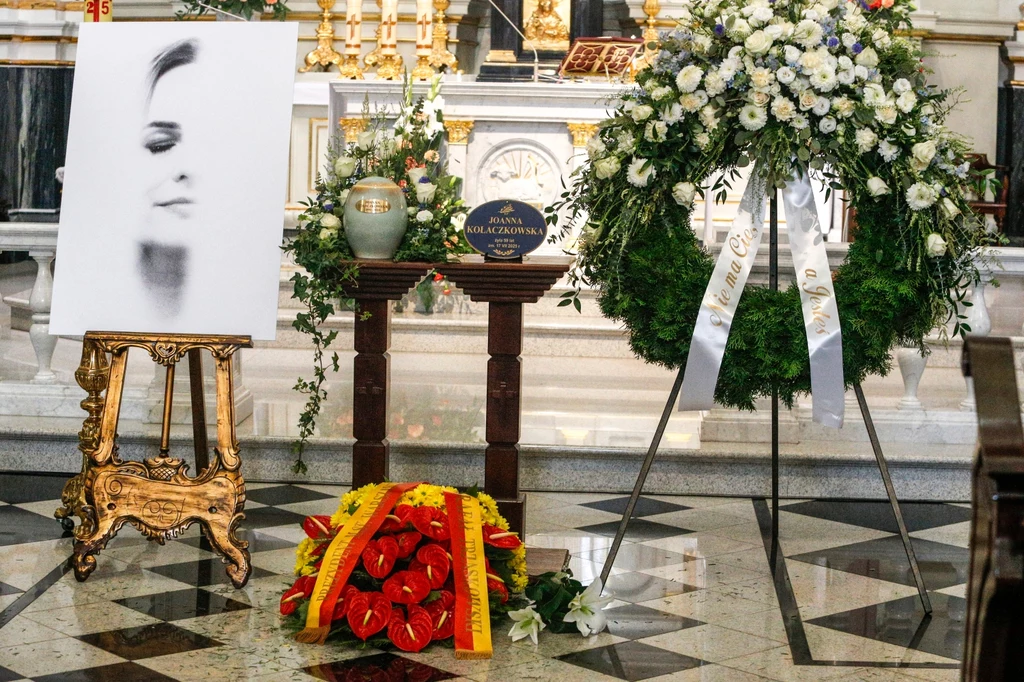Pogrzeb Joanny Kołaczkowskiej odbył się na Powązkach w Warszawie Pogrzeb Joanny Kołaczkowskiej odbył się na Powązkach w Warszawie