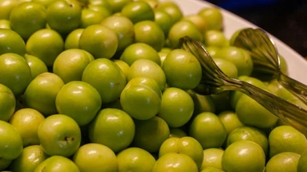 Czy zielone śliwki są dobre do jedzenia? Jak najbardziej, to skarbnica witamin