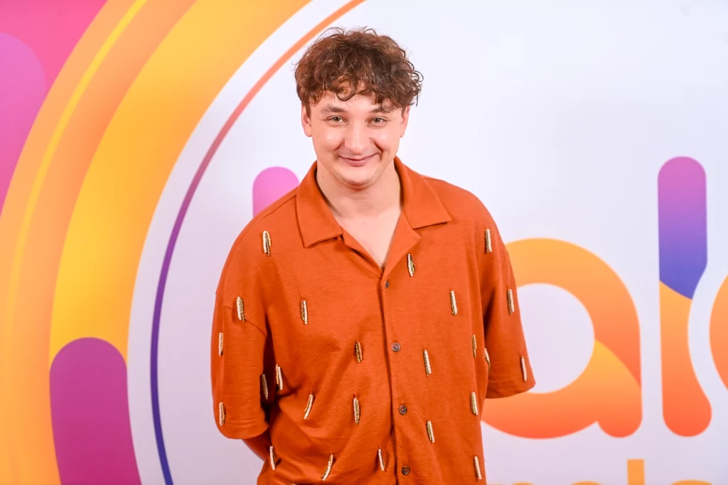 Wojtek Szumański prezentuje nowy teledysk "Jakoś to będzie" Wojtek Szumański prezentuje nowy teledysk "Jakoś to będzie"