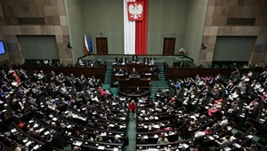 Nowy sondaż partyjny. Duży skok i zmiana na pozycji lidera