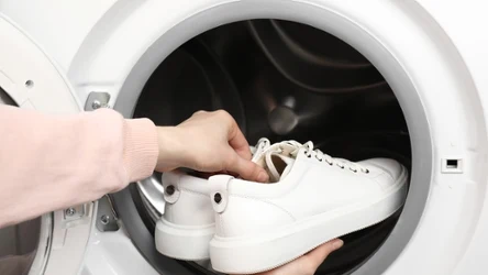 Jak prać buty w pralce? Zadbaj o te najważniejsze kwestie. 