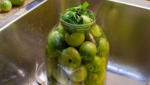 Sprytny patent naszych babć. Smakują jak oliwki, choć wcale nimi nie są