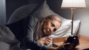 Pełnia Księżyca uderza w sen. Co drugi senior może to odczuć