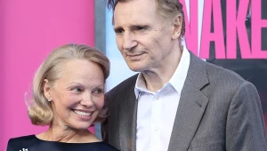 Pamela Anderson i Liam Neeson