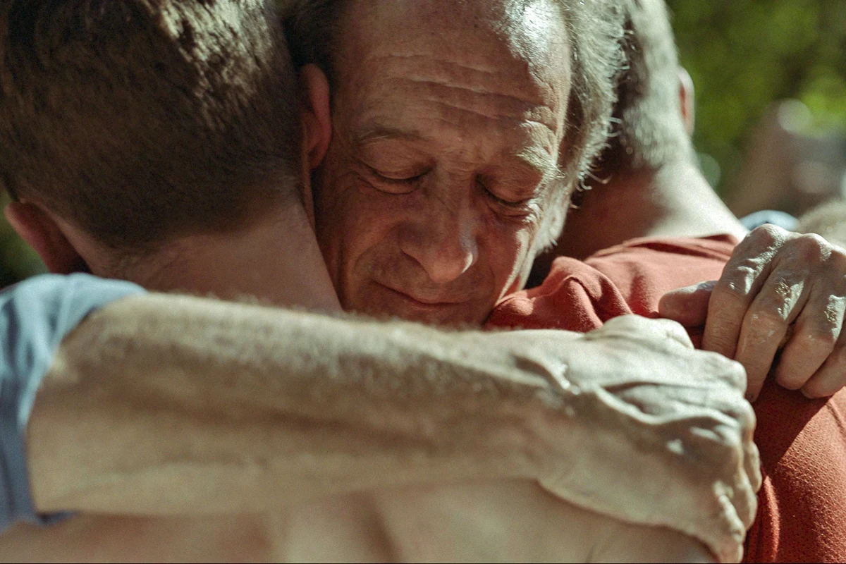 Vincent Lindon w scenie z filmu "Moi synowie" Vincent Lindon w scenie z filmu "Moi synowie"