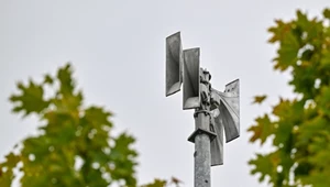 Wiceminister wydał polecenie wojewodom. Syreny zawyją w całym kraju