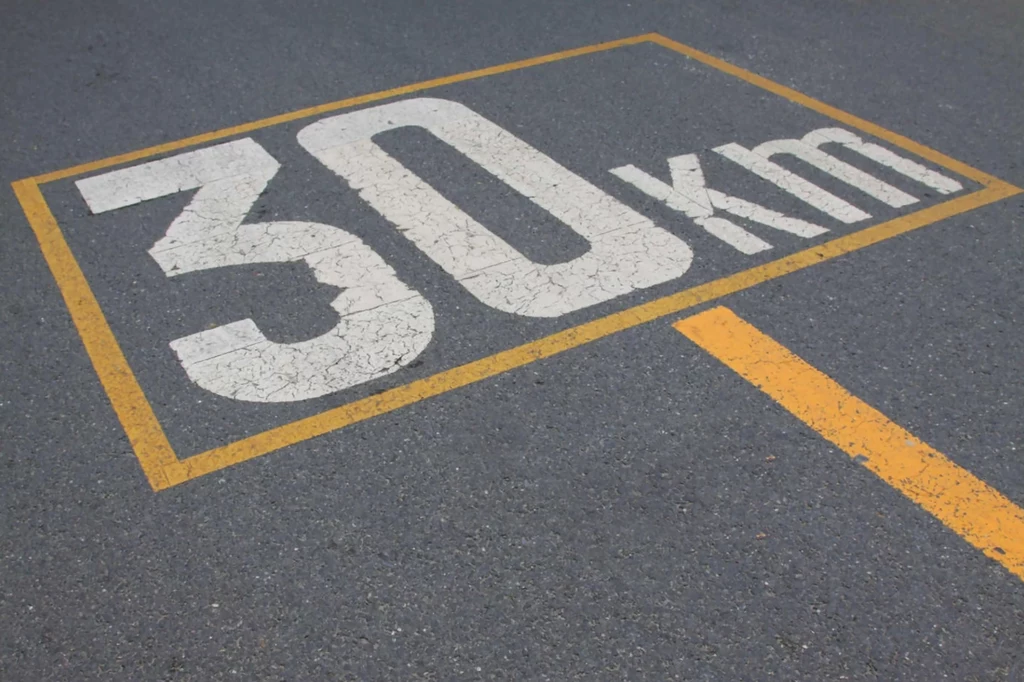 30 km/h w mieście i zero wypadków. Helsinki ogłosiły sukces 30 km/h w mieście i zero wypadków. Helsinki ogłosiły sukces
