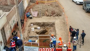 Robotnicy kładący rury gazowe odkryli w Limie prekolumbijski grób sprzed tysiąca lat