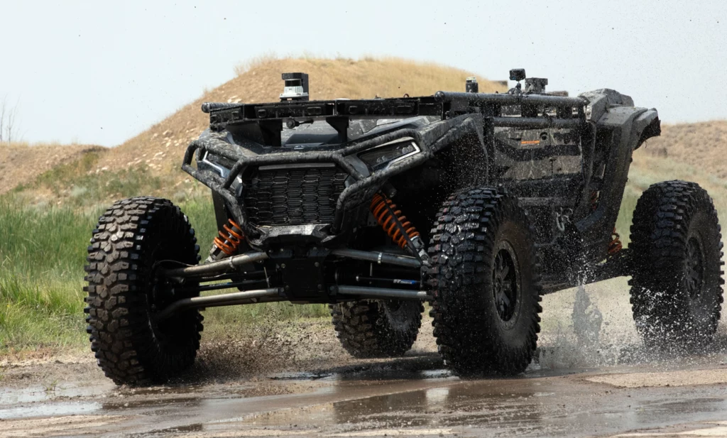 Autonomiczny pojazd taktyczny ULTRA na poligonie Vaziani podczas ćwiczeń Agile Spirit 25 Autonomiczny pojazd taktyczny ULTRA na poligonie Vaziani podczas ćwiczeń Agile Spirit 25