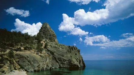 Jezioro Bajkał jest najgłębsze i najstarsze na świecie