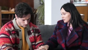 Cezary (Marcel Opaliński) wyzna Natalii (Maria Dejmek), że wszystko, co przydarzyło się Józefinie (Elżbieta Jarosik), to jego wina