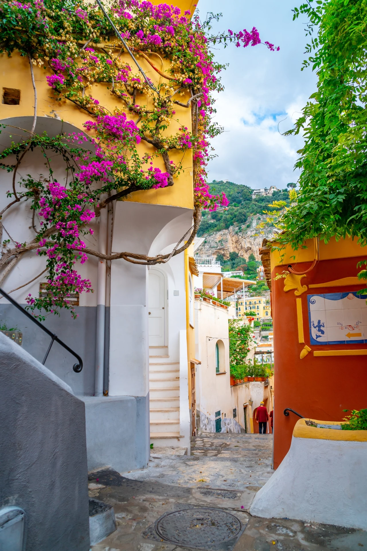 W Positano znajdziesz wiele urokliwych uliczek - to idealne miejscówki na zdjęcia