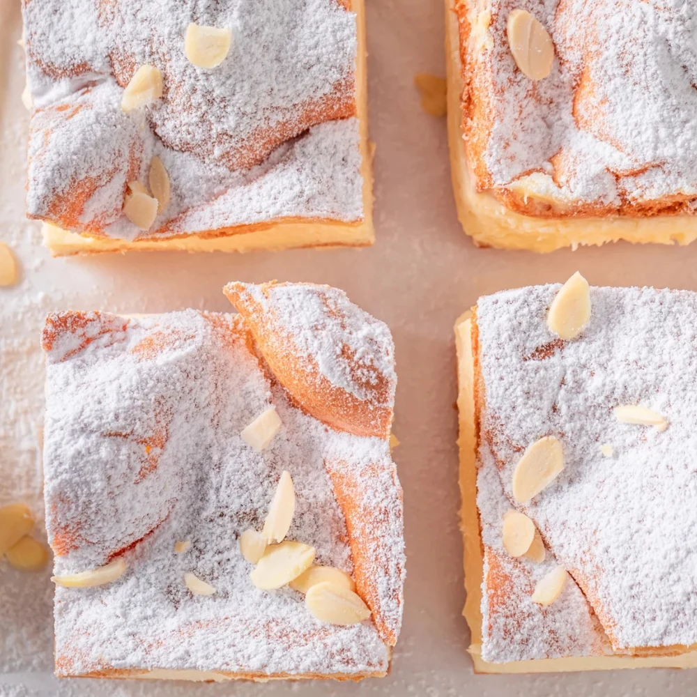 Karpatka to kultowy deser, który smakuje każdemu