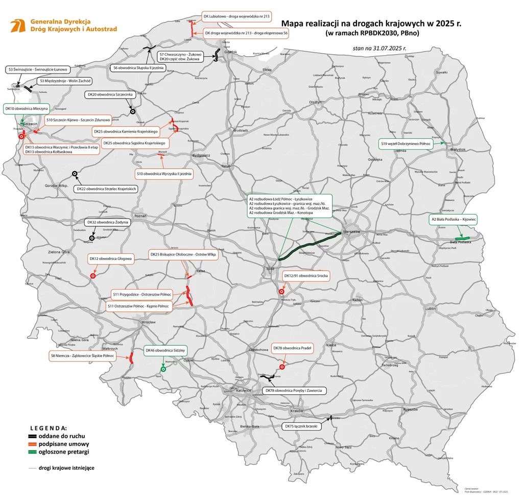 Mapa inwestycji oddanych do ruchu, podpisanych umów i ogłoszonych przetargów od początku roku Mapa Polski z zaznaczonymi trasami dróg krajowych przewidzianych do realizacji w 2025 roku, oznaczonymi różnymi kolorami w zależności od etapu realizacji; widoczne lokalizacje podpisane nazwami planowanych inwestycji drogowych.