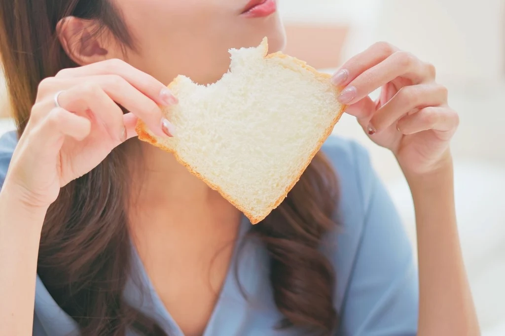 Czy gluten zawsze negatywnie wpływa na osoby z zespołem jelita drażliwego? Naukowcy postanowili to sprawdzić