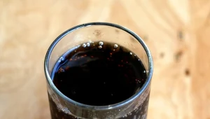 Orzeźwiający napój z PRL-u. Świetnie działa na zdrowie jelit 