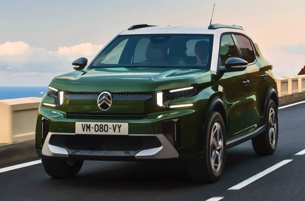 Nowy e-C3 Aircross 400 z większą baterią i zasięgiem do 400 km. Nowy e-C3 Aircross 400 z większą baterią i zasięgiem do 400 km.