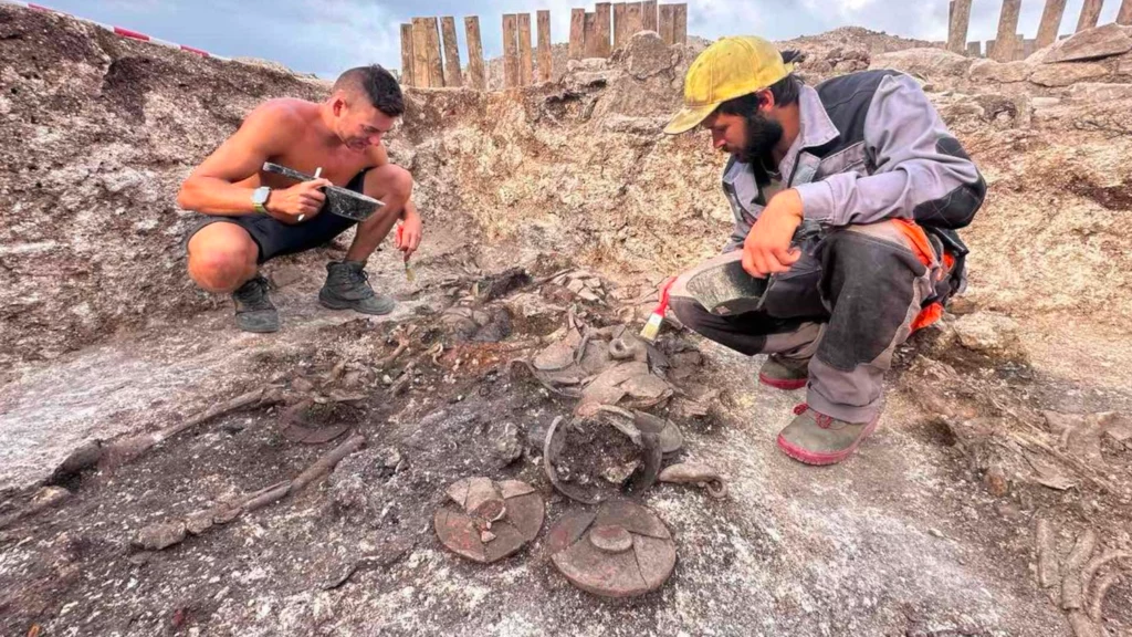 Archeolodzy w Bułgarii znaleźli grobowiec wielkiego wojownika. W nim skrywało się coś, czego trudno się spodziewać