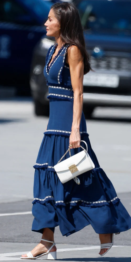 Królowa Letycja nigdy nie nosi szpilek. Wybiera buty na klocku, kaczuszce, baleriny i espadryle