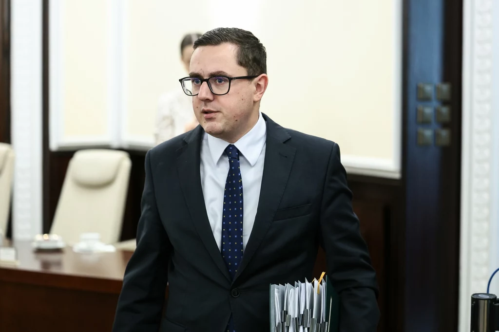 Miłosz Motyka zaapelował do Karola Nawrockiego ws. ustawy wiatrakowej