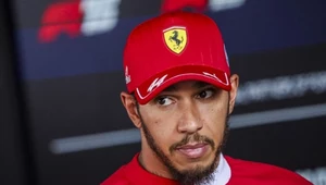 Hamilton zakończy karierę? Były szef F1 mówi wprost. "Nie musi ryzykować"