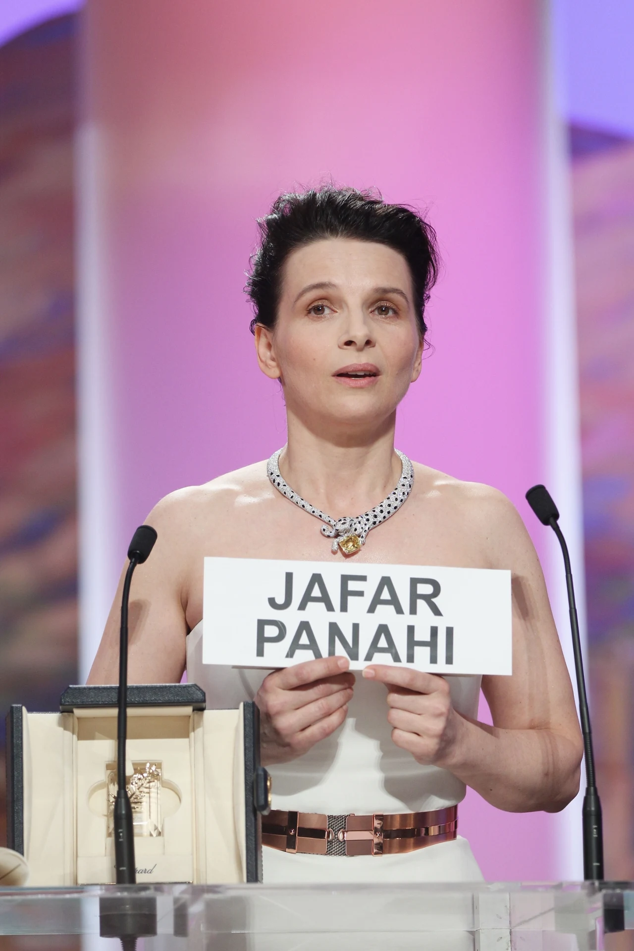 Juliette Binoche podczas festiwalu w Cannes w 2010 roku