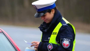 W wakacje policja patrzy na pole S.1 w dowodzie. Kierowcy mogą stracić prawko