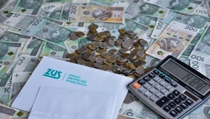 Nawet 500 zł dodatkowo od ZUS. Kto może się starać o te pieniądze?