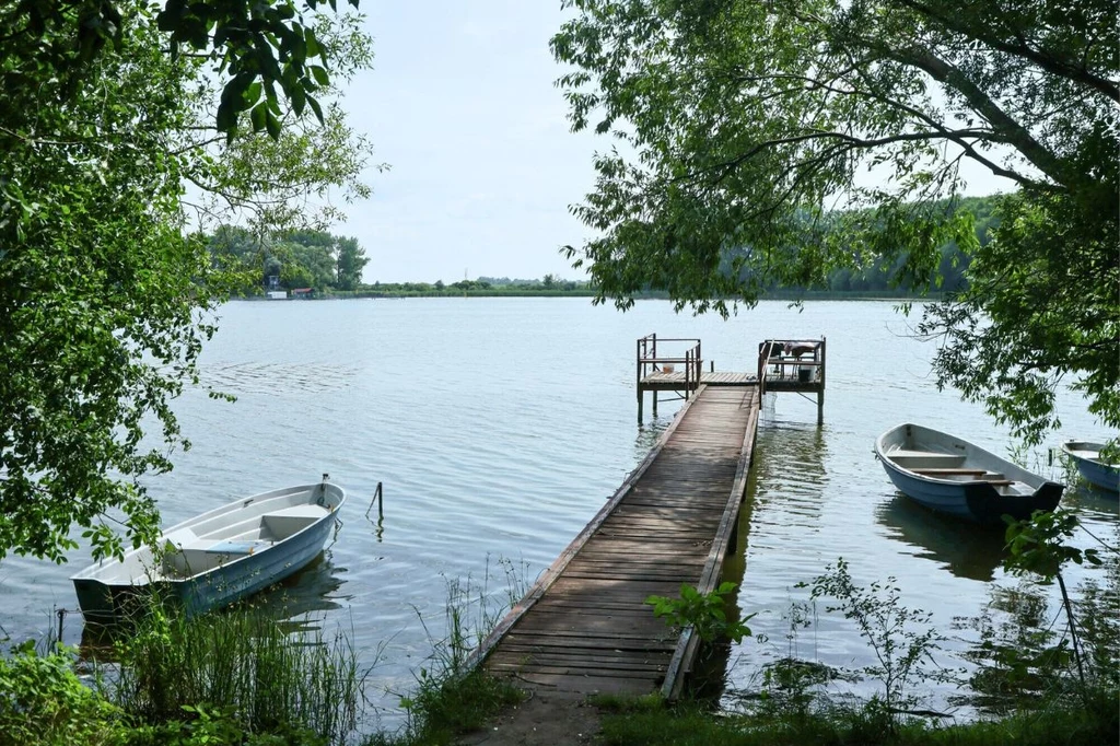 To niezwykłe jezioro od wieków inspiruje artystów 