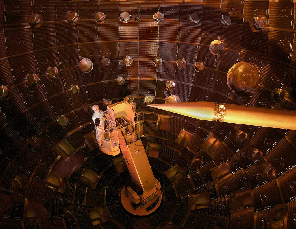Naukowcy w Lawrence Livermore National Laboratory zaczynają korzystać ze specjalnych agentów AI, aby przyspieszyć rozwój fuzji termojądrowej Naukowcy w Lawrence Livermore National Laboratory zaczynają korzystać ze specjalnych agentów AI, aby przyspieszyć rozwój fuzji termojądrowej